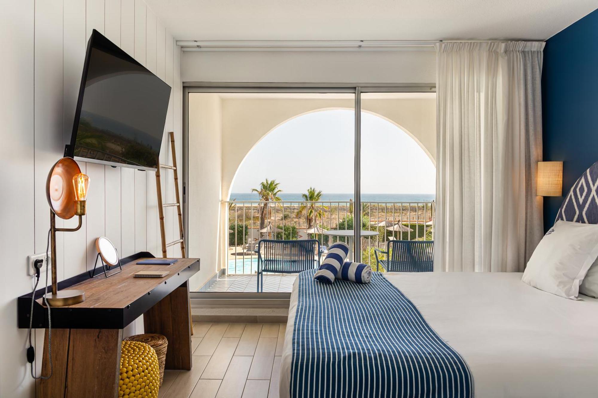 Les Bulles De Mer - Hotel & Spa Sur La Plage Saint-Cyprien  Dış mekan fotoğraf